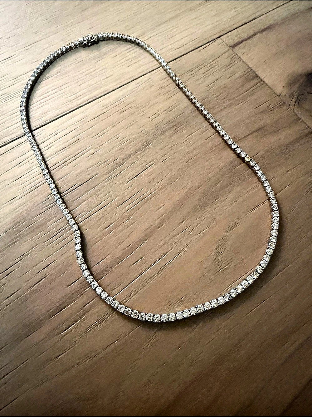 High end Cubic Zirconia Tennis Necklace in Silver Like New
